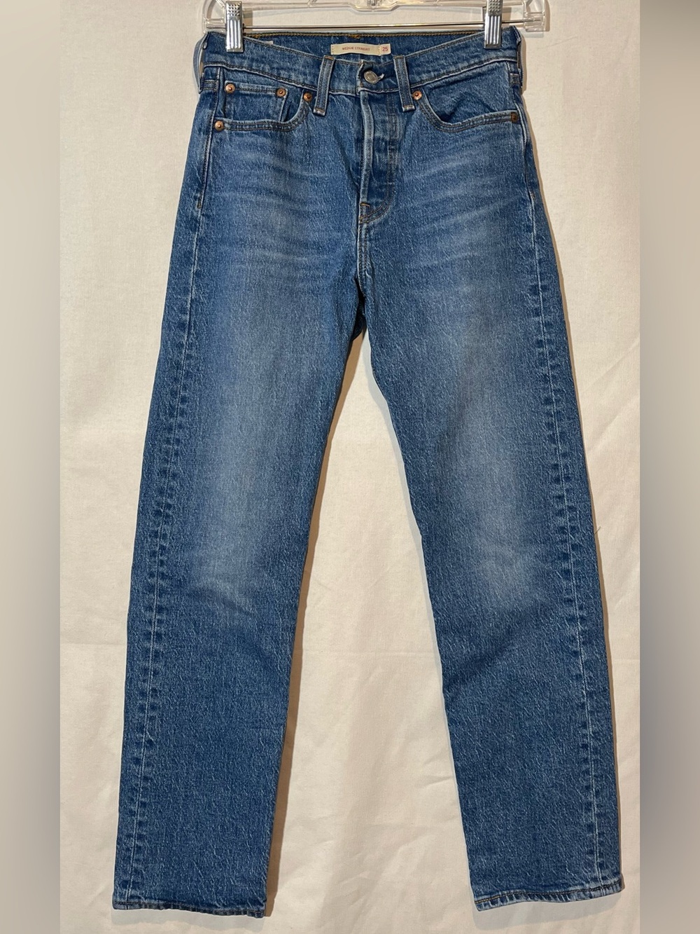 Levi's Premium Wedgie Straight High Rise Jeans - Size 25